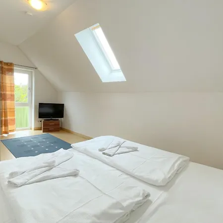 An Den Kreischen 28 Engel Tatil Evi Uckeritz